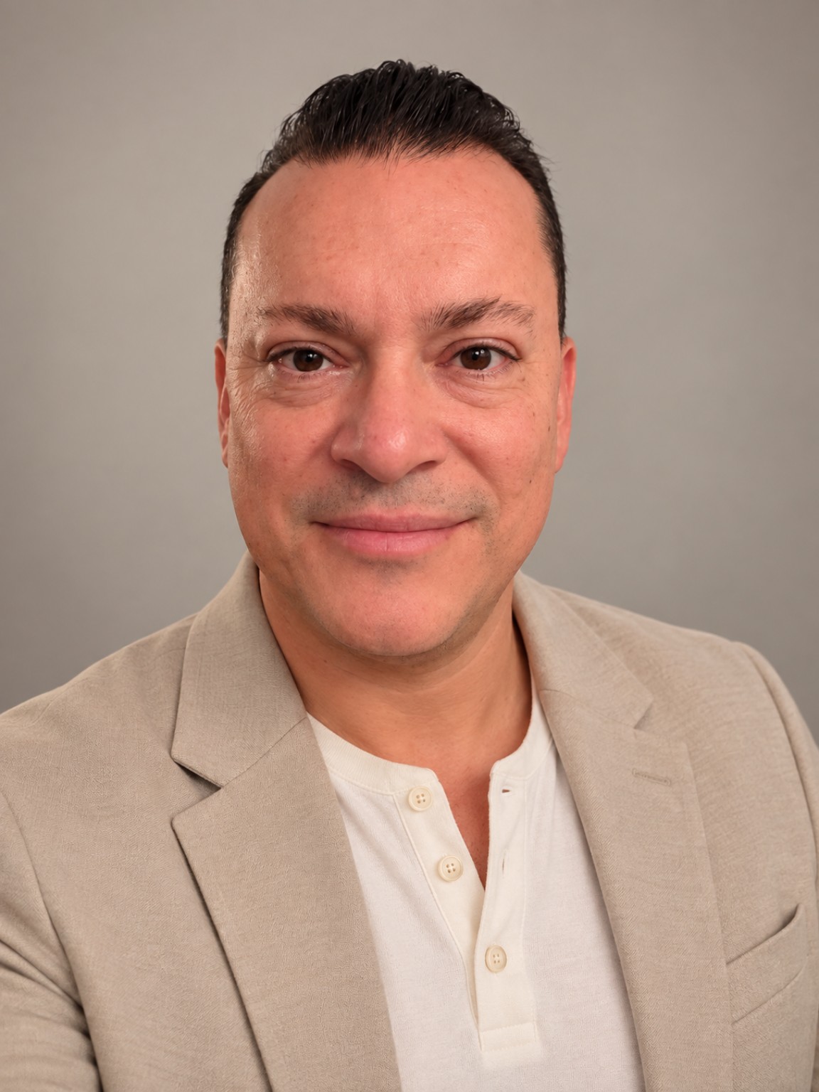 Daniel Guzman, Communication Advisor